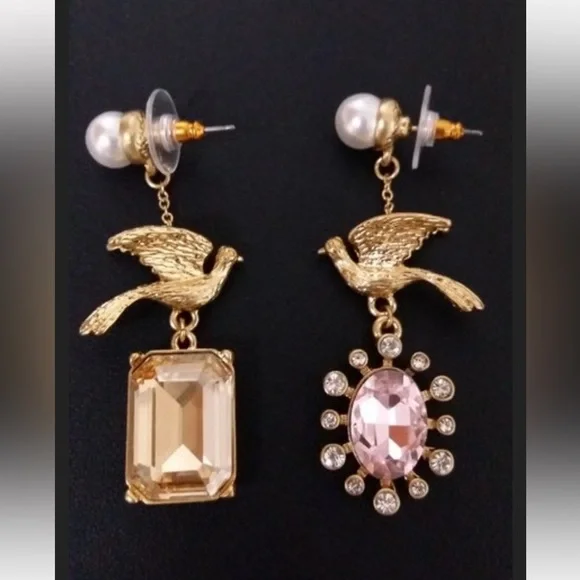 Oscar De La Renta RUNWAY Gold Dove
Mismatched Gem Earrings - Picture 13 of 14